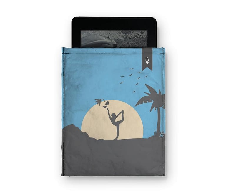 dobra - Capa Kindle - Sombras da natureza e yoga à luz do luar - azul