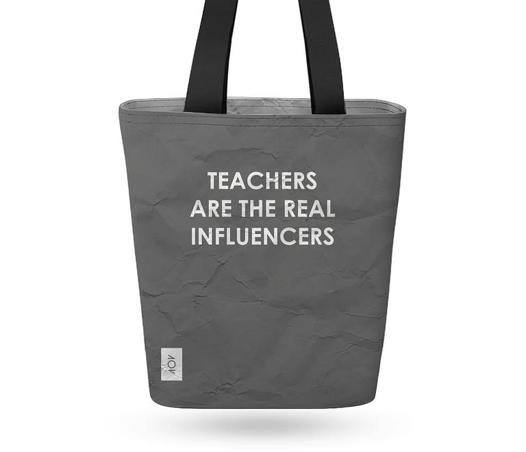 bag-teachers-are-the-real-influencers-frente