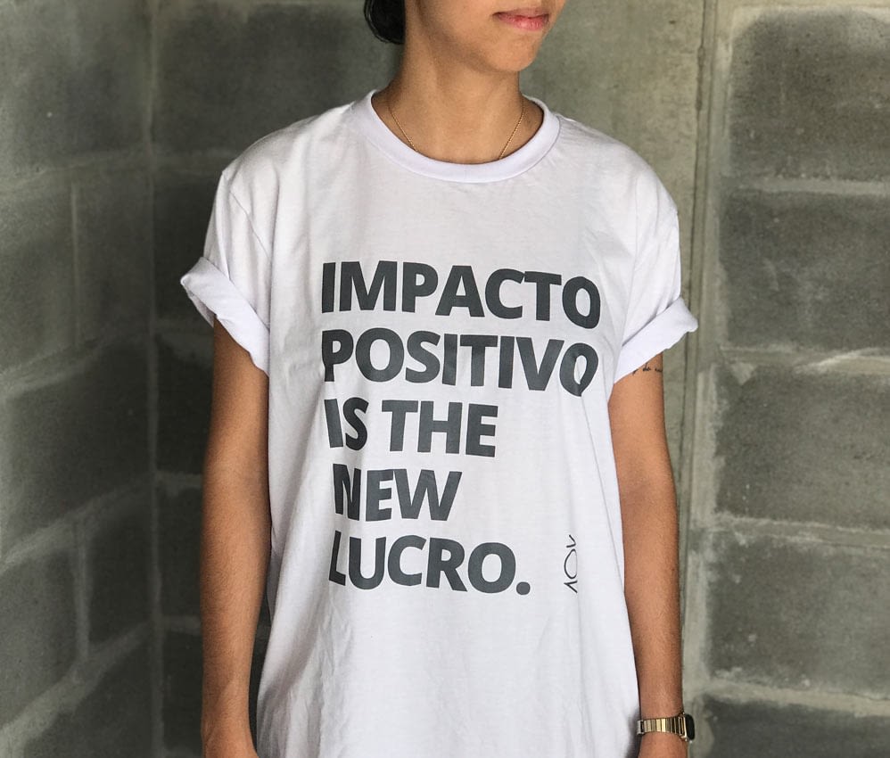 camiseta - impacto positivo - branca - impressão cinza
